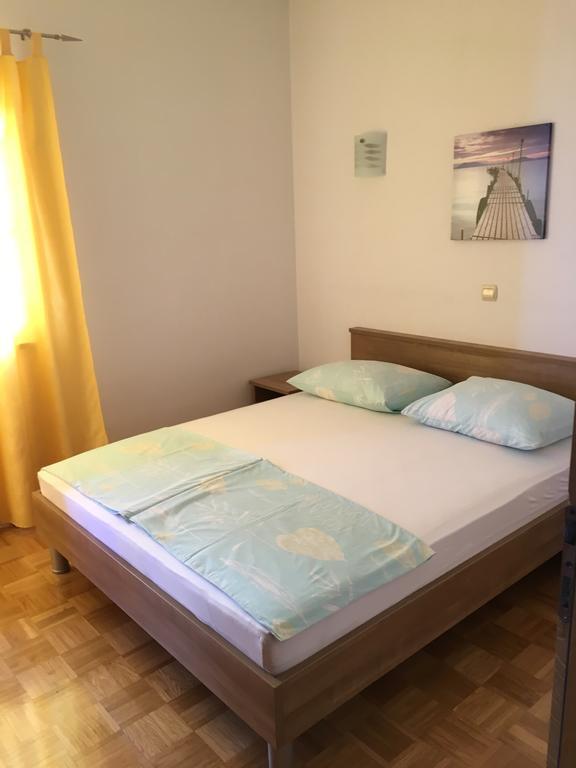 Apartments Akmadzic Makarska Exterior photo
